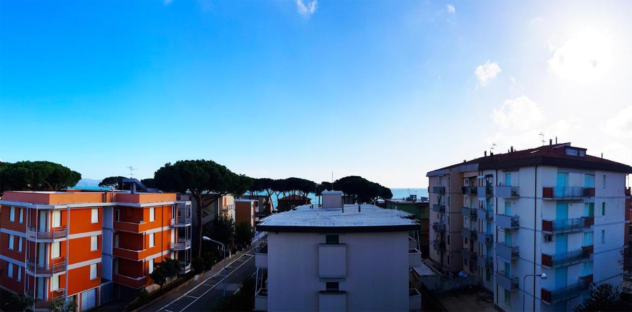 Suites Pratoranieri Beach 福洛尼卡 外观 照片